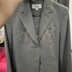 Le Suit Gray Pantsuit